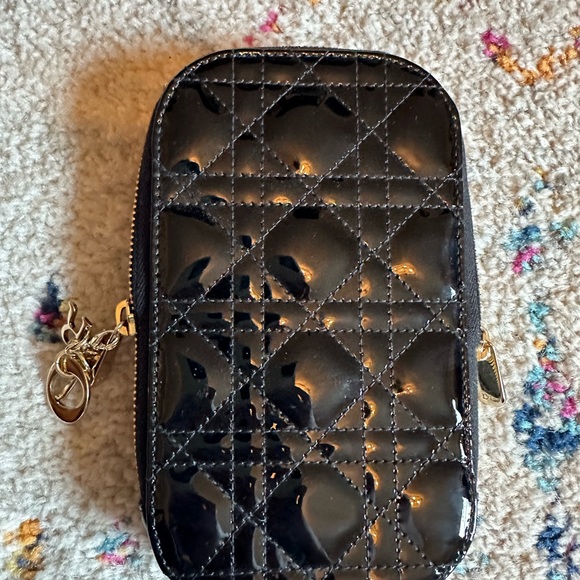 CHRISTIAN DIOR Lady Dior Canage Cell Phone Case Black Patent Cannage Calfskin - Picture 8 of 15